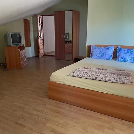 Guest house George